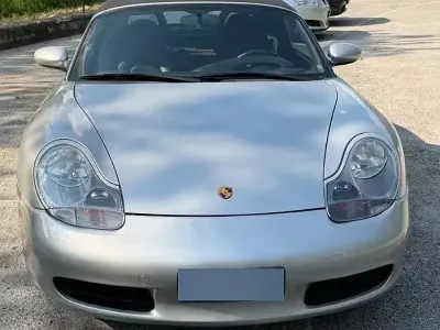 Usata Porsche 986 Boxster 204 CV (150 kW) 2000 Grigio Cabrio