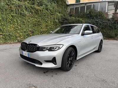 BMW 330e