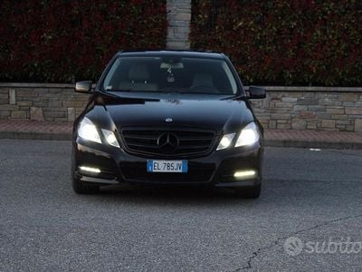 Usata Mercedes E350 AMG 265 CV (194 kW) 2011 Nero Berlina