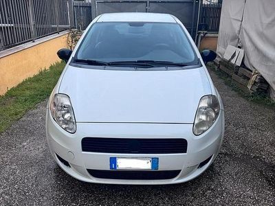 Usata Fiat Punto 77 CV (56 kW) 2009 Utilitaria