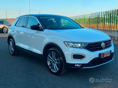 Usata VW T-Roc Advance 116 CV (85 kW) 2019 Bianco SUV