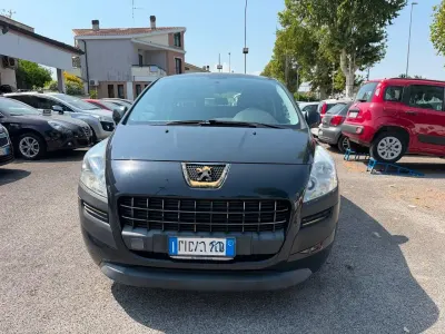 Usata Peugeot 3008 120 CV (88 kW) 2010 Argento Station wagon