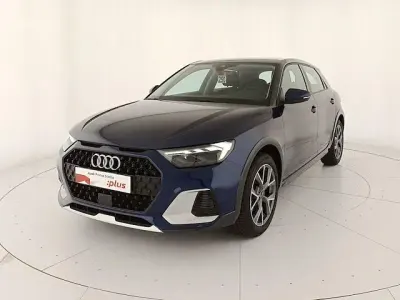 Usata Audi A1 Admired 110 CV (80 kW) 2023 Blu navarra metallizzato grigio manhatta SUV
