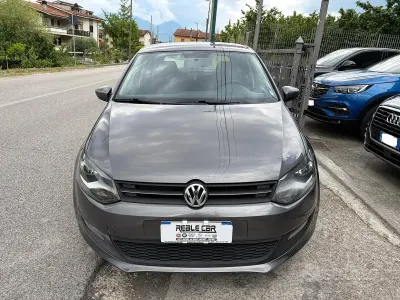 Begagnad VW Polo Comfortline 69 HK (50 kW) 2011 Grå Halvkombi