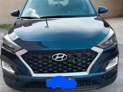 Usata Hyundai Tucson 116 CV (85 kW) 2019 Bluazzurro SUV