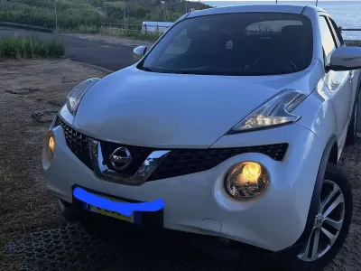Usata Nissan Juke N-Connecta 110 CV (80 kW) 2016 Bianco SUV