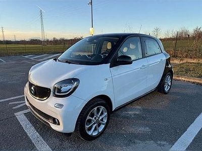 Usata Smart ForFour 2017 Bianco Utilitaria