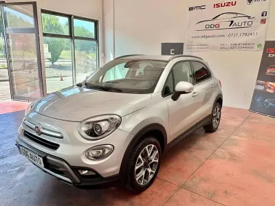 Usata Fiat 500 Cross Plus 140 CV (102 kW) 2016 Argento Station wagon