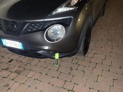 Usata Nissan Juke Tekna 110 CV (80 kW) 2015 Grigio SUV