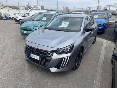 Usata Peugeot 208 Allure 101 CV (74 kW) 2025 Argento Utilitaria