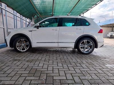 Usata VW Tiguan R-line 150 CV (110 kW) 2019 Bianco SUV