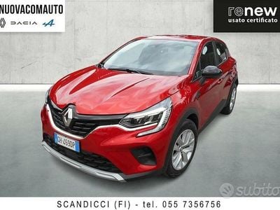 Usata Renault Captur Zen 101 CV (74 kW) 2022 Rosso SUV