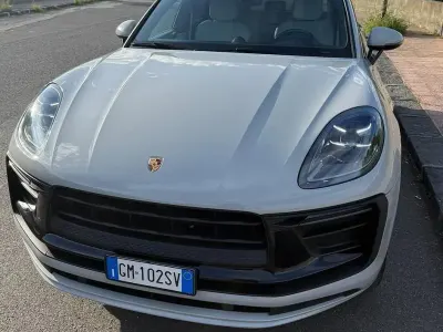 Usata Porsche Macan 265 CV (194 kW) 2023 Bianco SUV