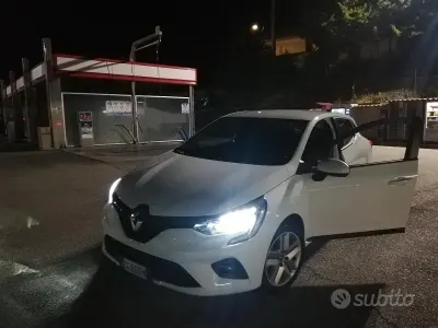 Begagnad Renault Clio V