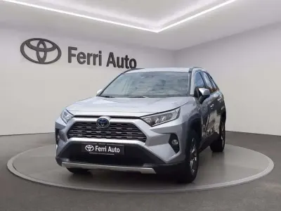 Usata Toyota RAV4 Hybrid 222 CV (163 kW) 2021 Silver met SUV