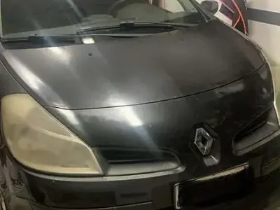 Usata Renault Clio II Rip Curl 86 CV (63 kW) 2007 Berlina