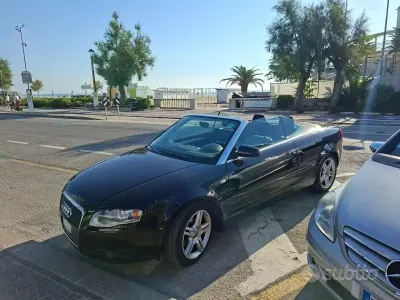 Usata Audi Cabriolet 140 CV (102 kW) 2011 Nero Cabrio