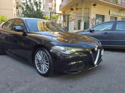 Usata Alfa Romeo Giulia Business 179 CV (131 kW) 2017 Nero Berlina