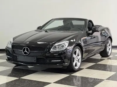 Usata Mercedes SLK200 184 CV (135 kW) 2012 Nero Cabrio