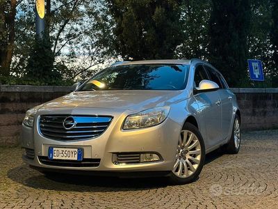 Usata Opel Insignia Cosmo 131 CV (96 kW) 2009 Grigio Station wagon