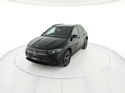 Usado Mercedes EQA300 Premium 167 kW (228 CV) 2023 Negro SUV