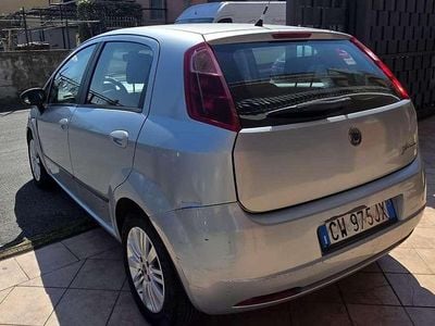 Usata Fiat Grande Punto 90 CV (66 kW) 2005 Utilitaria