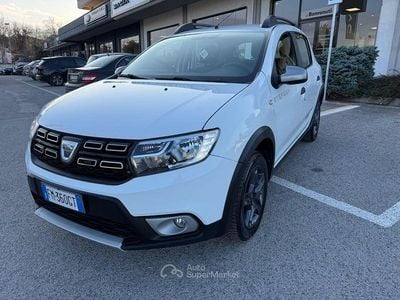 Usata Dacia Sandero 90 CV (66 kW) 2017 Berlina