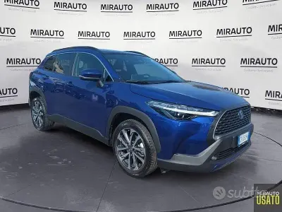 Usata Toyota Corolla Cross Lounge 140 CV (102 kW) 2023 Blu/azzurro SUV
