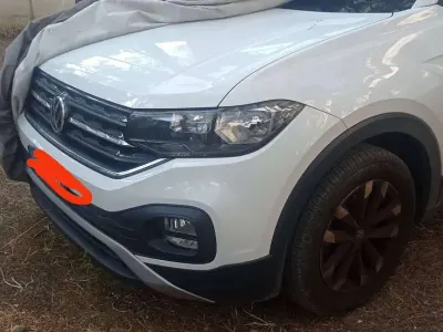 Usata VW T-Cross Style 116 CV (85 kW) 2020 Bianco SUV