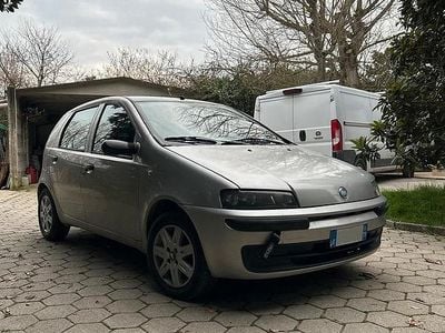 Usata Fiat Punto 60 CV (44 kW) 2001 Grigio Utilitaria