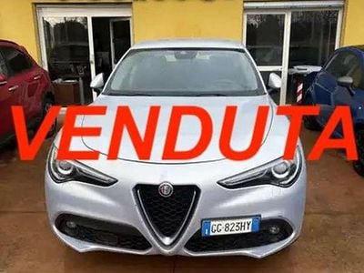 Usata Alfa Romeo Stelvio Business 190 CV (139 kW) 2021 Argento SUV