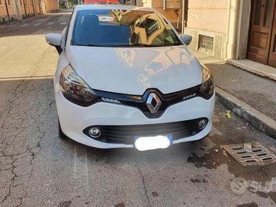 Usata Renault Clio IV 75 CV (55 kW) 2015 Bianco Utilitaria