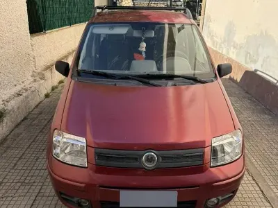 Usata Fiat Panda Dynamic 60 CV (44 kW) 2004 Rosso Utilitaria