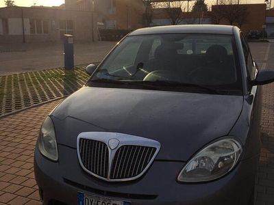 usata Lancia Ypsilon 1.4 Gpl Ecochic/ ok neopatentati