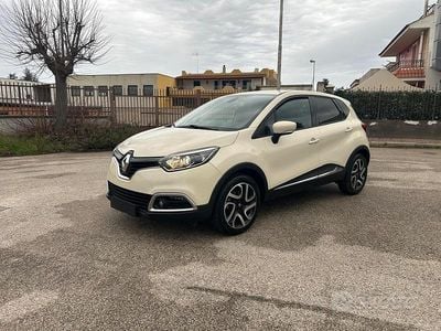 Usata Renault Captur 90 CV (66 kW) 2015 SUV