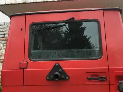 Käytetty Mercedes G230 90 HP (66 kW) 1990 Punainen Katumaasturi