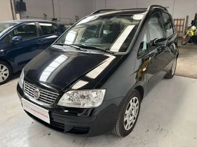 Usata Fiat Idea 77 CV (56 kW) 2009 Nero Monovolume