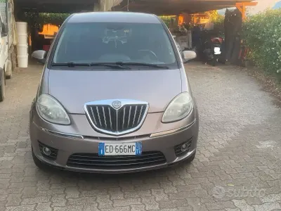 Usata Lancia Musa 77 CV (56 kW) 2010 Monovolume