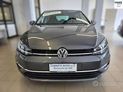 Usado VW Golf VII Business 116 CV (85 kW) 2017 Gris Berlina