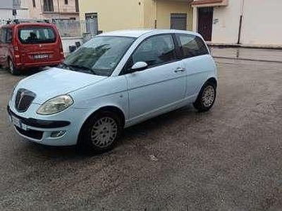 Usata Lancia Ypsilon 70 CV (51 kW) 2005 Utilitaria
