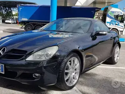 Usata Mercedes SLK200 163 CV (119 kW) 2007 Nero Cabrio