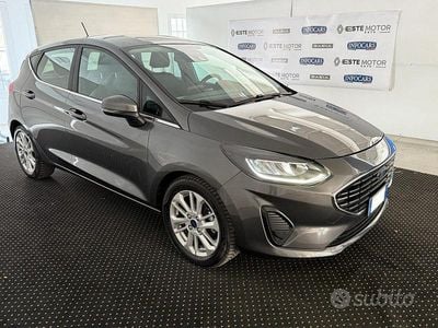 Occasion Ford Fiesta Titanium 125 ch (91 kW) 2022 Gris Citadine
