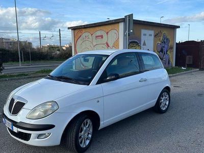 usata Lancia Ypsilon 1.3 mjt