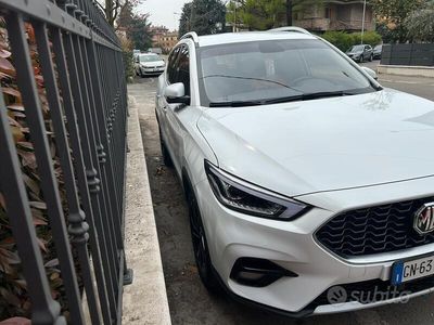 Usata MG ZS Luxury 111 CV (81 kW) 2023 Bianco Berlina