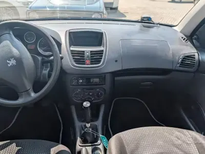 Usata Peugeot 206 60 CV (44 kW) 2010 Berlina