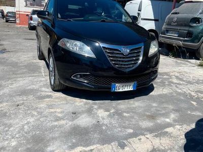 usata Lancia Ypsilon Ypsilon 1.3 MJT 16V 95 CV 5 porte S&S Platinum