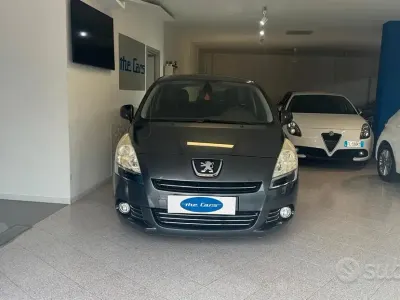 Brugt Peugeot 5008 Premium 109 HK (80 kW) 2010 Sort MPV