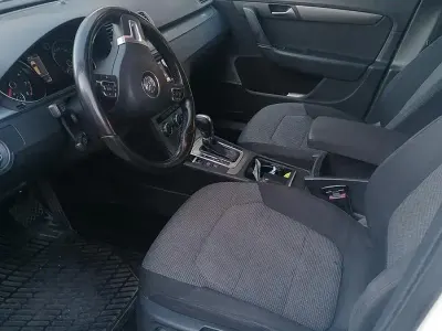 Usata VW Passat 150 CV (110 kW) 2014 Bianco Station wagon