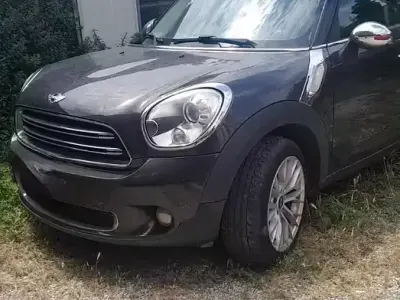 Usata Mini Countryman 90 CV (66 kW) 2015 Nero SUV