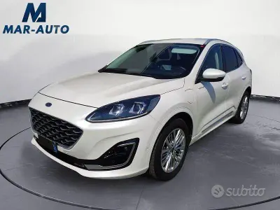 Usata Ford Kuga Vignale 225 CV (165 kW) 2021 Bianco SUV